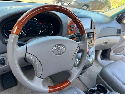 2009 Toyota Sienna Limited   - Photo 22 - Costa Mesa, CA 92626