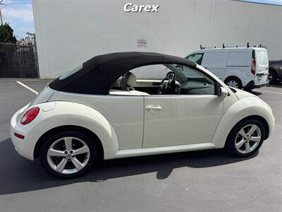 2007 Volkswagen New Beetle Convertible Triple White PZEV   - Photo 18 - Costa Mesa, CA 92626