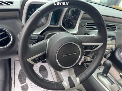 2010 Chevrolet Camaro LT2   - Photo 21 - Costa Mesa, CA 92626