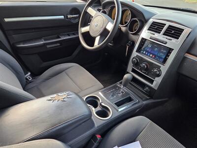 2010 Dodge Charger SXT   - Photo 12 - Philadelphia, PA 19111