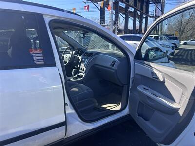 2011 Chevrolet Traverse LS   - Photo 12 - Philadelphia, PA 19111