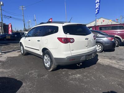 2011 Chevrolet Traverse LS   - Photo 6 - Philadelphia, PA 19111
