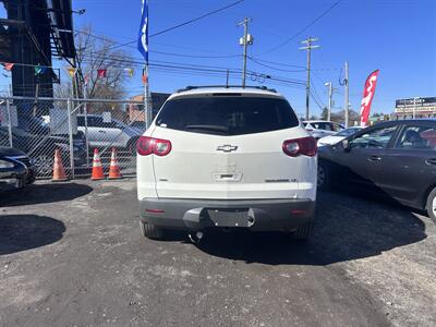 2011 Chevrolet Traverse LS   - Photo 5 - Philadelphia, PA 19111