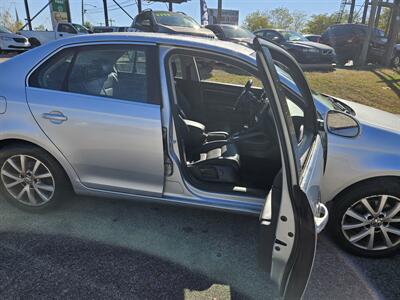 2010 Volkswagen Jetta SE PZEV   - Photo 10 - Philadelphia, PA 19111