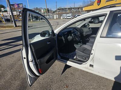 2010 Hyundai ELANTRA Touring SE   - Photo 5 - Philadelphia, PA 19111