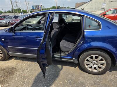2002 Volkswagen Passat GLS 1.8T   - Photo 8 - Philadelphia, PA 19111
