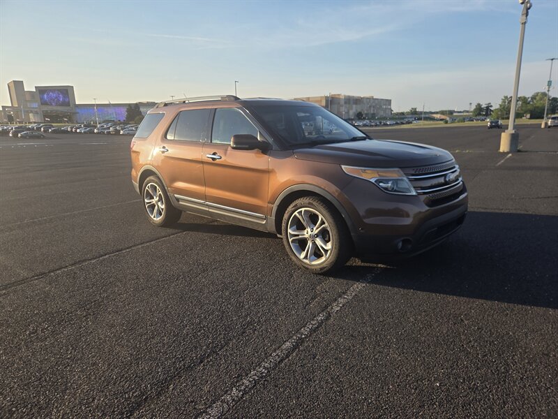 2011 Ford Explorer Limited  