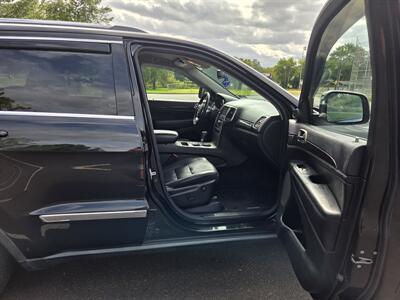 2013 Jeep Grand Cherokee Laredo   - Photo 15 - Philadelphia, PA 19111