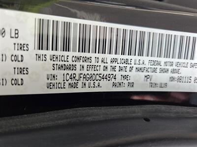 2013 Jeep Grand Cherokee Laredo   - Photo 19 - Philadelphia, PA 19111