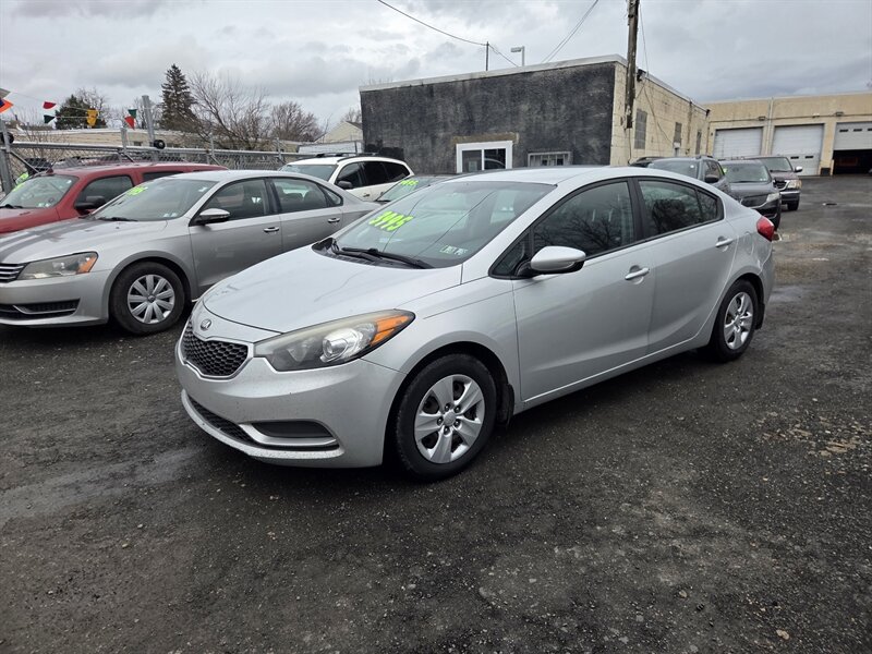 2016 Kia Forte LX  
