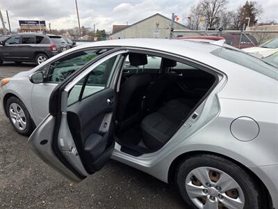 2016 Kia Forte LX   - Photo 12 - Philadelphia, PA 19111