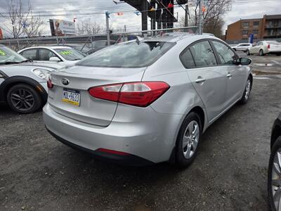 2016 Kia Forte LX   - Photo 5 - Philadelphia, PA 19111