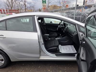 2016 Kia Forte LX   - Photo 11 - Philadelphia, PA 19111