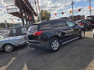 2012 Chevrolet Traverse LT   - Photo 3 - Philadelphia, PA 19111