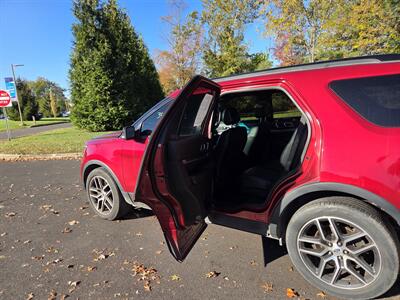 2016 Ford Explorer Sport   - Photo 16 - Philadelphia, PA 19111