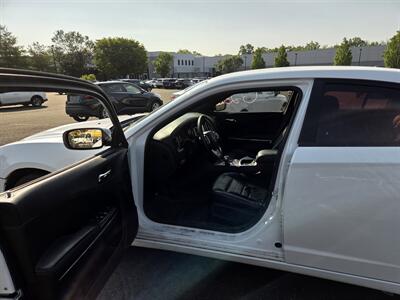 2012 Dodge Charger SXT   - Photo 16 - Philadelphia, PA 19111