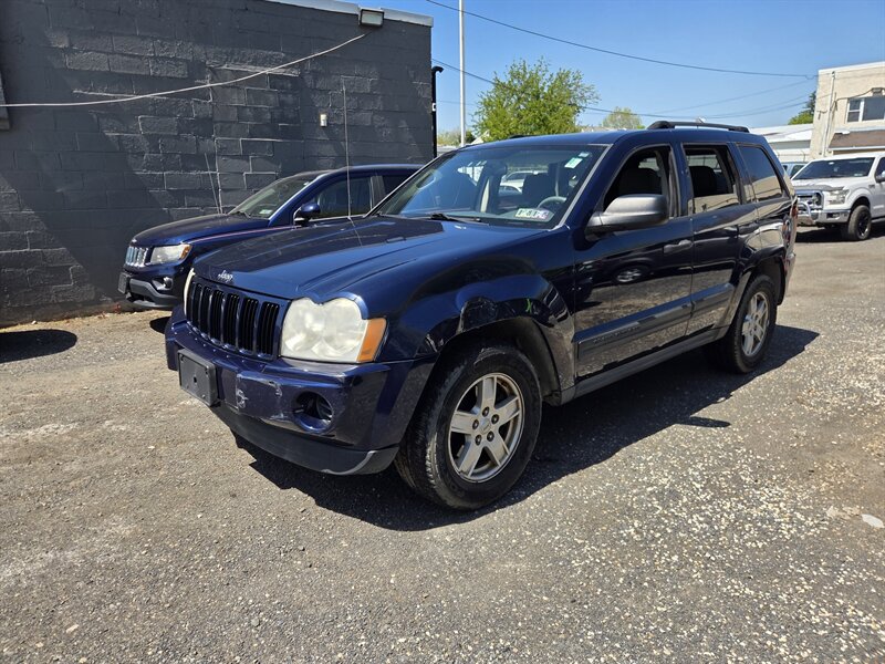 2005 Jeep Grand Cherokee Laredo  