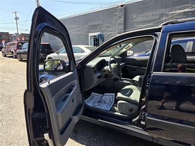2005 Jeep Grand Cherokee Laredo   - Photo 17 - Philadelphia, PA 19111