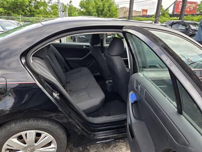2012 Volkswagen Jetta - Photo 14 - Philadelphia, PA 19111