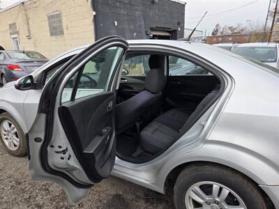 2013 Chevrolet Sonic LT Auto - Photo 8 - Philadelphia, PA 19111