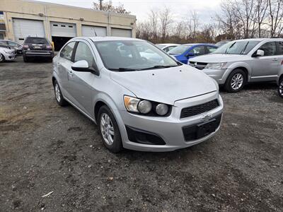 2013 Chevrolet Sonic LT Auto - Photo 2 - Philadelphia, PA 19111