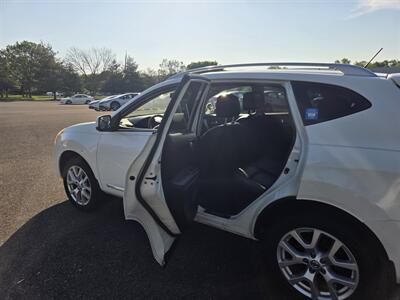 2011 Nissan Rogue SL - Photo 9 - Philadelphia, PA 19111
