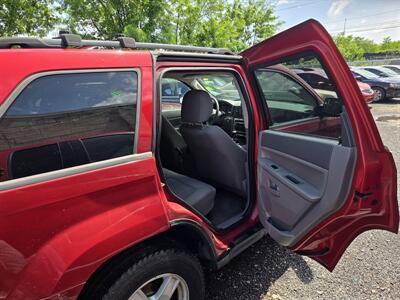 2005 Jeep Grand Cherokee Laredo   - Photo 10 - Philadelphia, PA 19111