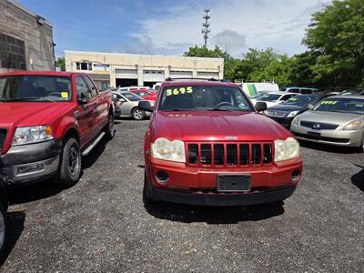 2005 Jeep Grand Cherokee Laredo   - Photo 2 - Philadelphia, PA 19111