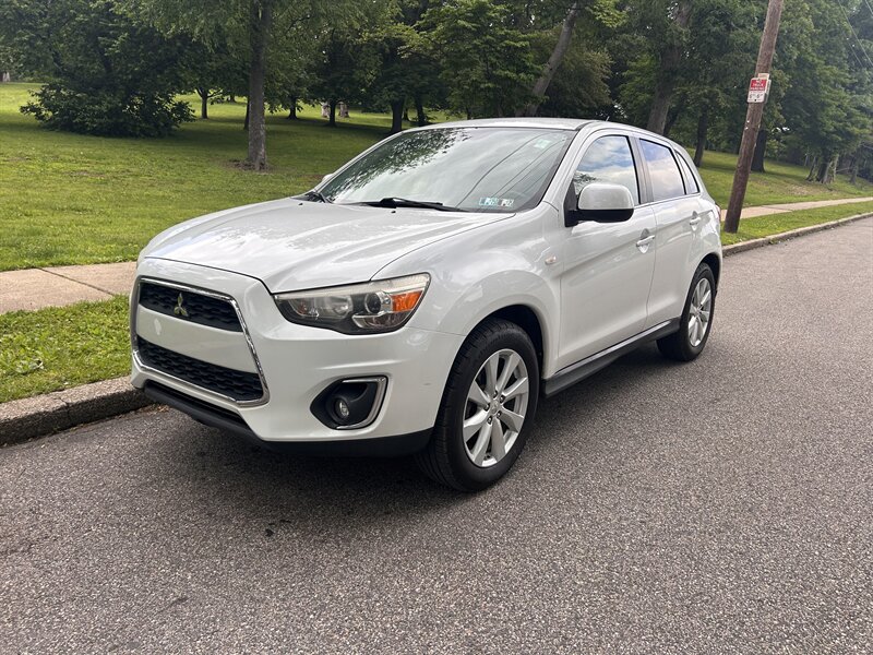 2014 Mitsubishi Outlander Sport SE  