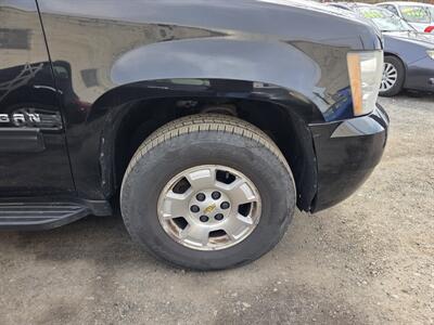 2011 Chevrolet Suburban LT - Photo 7 - Philadelphia, PA 19111
