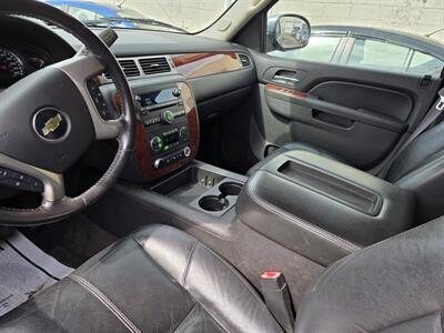 2011 Chevrolet Suburban LT - Photo 11 - Philadelphia, PA 19111