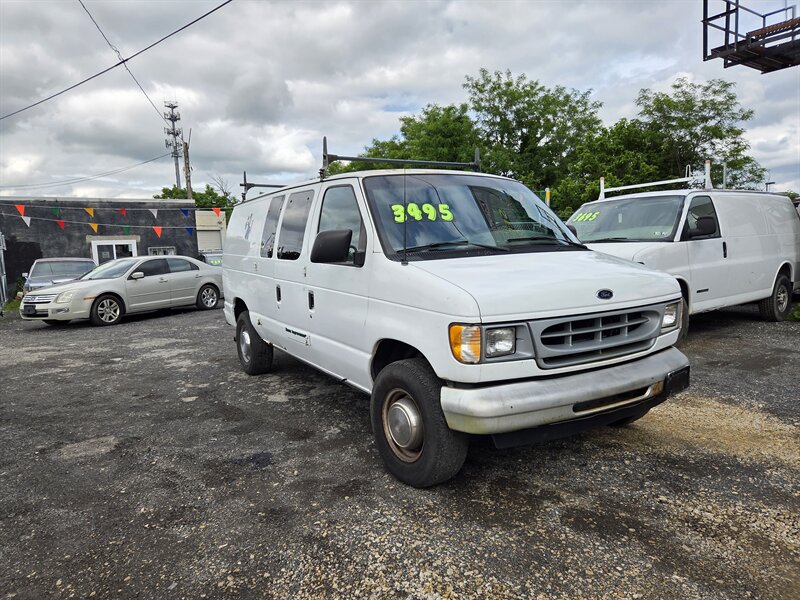 2002 Ford E-250  