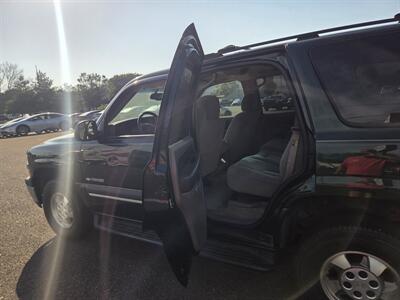 2003 Chevrolet Tahoe Ls - Photo 12 - Philadelphia, PA 19111