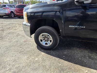 2010 Chevrolet Silverado 2500HD Work Truck   - Photo 11 - Philadelphia, PA 19111