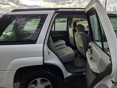 2006 Chevrolet Trailblazer LS LS 4dr SUV - Photo 8 - Philadelphia, PA 19111