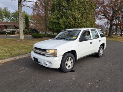 2006 Chevrolet Trailblazer LS LS 4dr SUV - Photo 2 - Philadelphia, PA 19111
