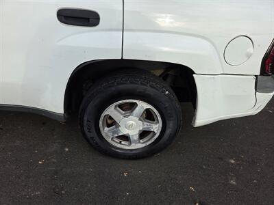 2006 Chevrolet Trailblazer LS LS 4dr SUV - Photo 10 - Philadelphia, PA 19111