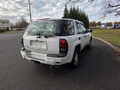 2006 Chevrolet Trailblazer LS LS 4dr SUV - Photo 5 - Philadelphia, PA 19111
