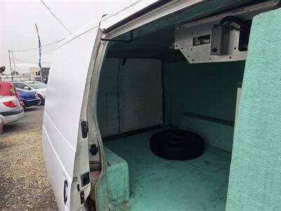 1999 GMC Safari SL   - Photo 13 - Philadelphia, PA 19111