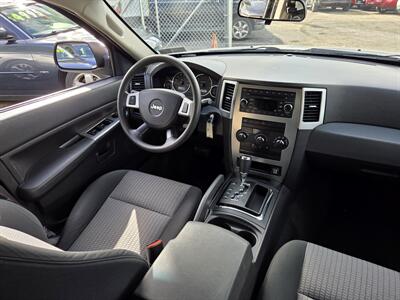 2008 Jeep Grand Cherokee Laredo   - Photo 12 - Philadelphia, PA 19111
