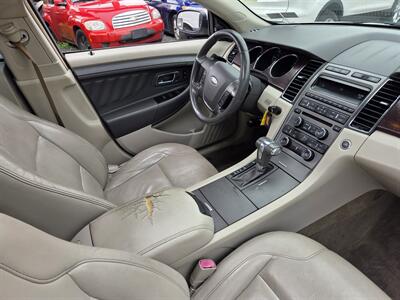 2011 Ford Taurus SEL   - Photo 12 - Philadelphia, PA 19111