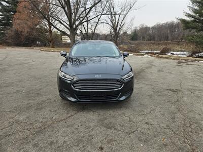 2016 Ford Fusion SE   - Photo 2 - Philadelphia, PA 19111