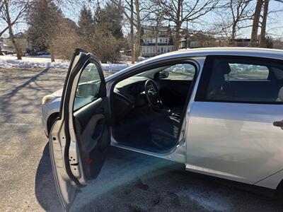 2012 Ford Focus S   - Photo 11 - Philadelphia, PA 19111