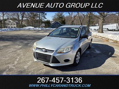 2012 Ford Focus S   - Photo 1 - Philadelphia, PA 19111