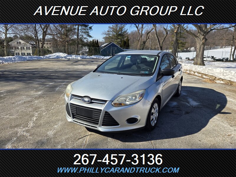 2012 Ford Focus S   - Photo 1 - Philadelphia, PA 19111