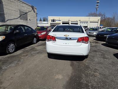 2014 Chevrolet Cruze LS Auto   - Photo 5 - Philadelphia, PA 19111