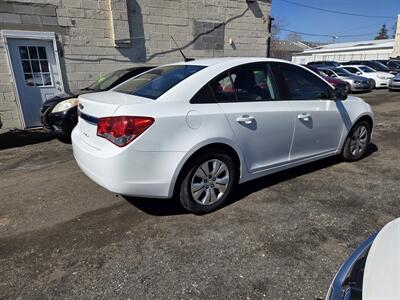 2014 Chevrolet Cruze LS Auto   - Photo 6 - Philadelphia, PA 19111