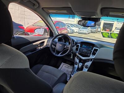 2014 Chevrolet Cruze LS Auto   - Photo 11 - Philadelphia, PA 19111