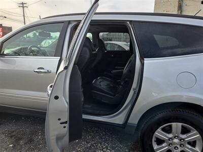 2012 Chevrolet Traverse LT   - Photo 16 - Philadelphia, PA 19111