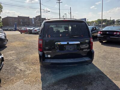 2009 Dodge Grand Caravan SXT   - Photo 3 - Philadelphia, PA 19111